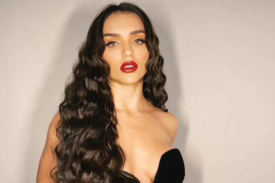 Imagem da notícia: Perfil de Rafa Kalimann é invadido e ex-BBB tem foto nua exposta