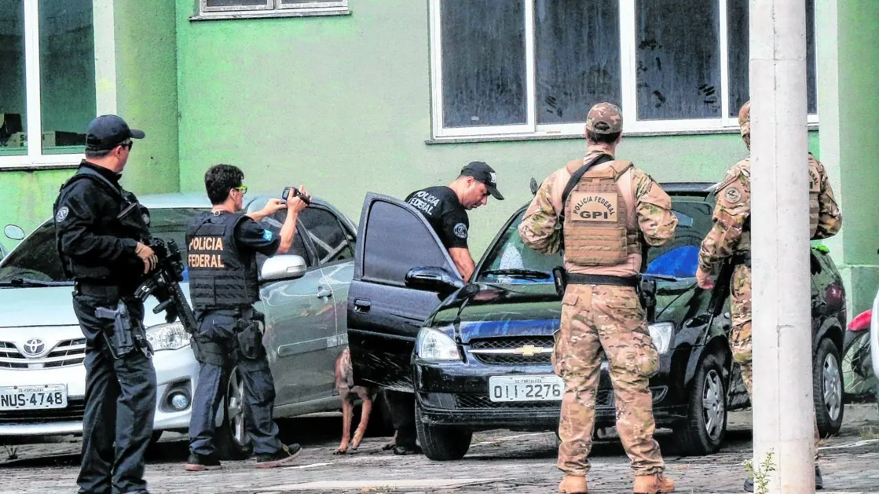 Imagem da notícia: Delegados são absolvidos na CGD por suspeita de intervirem em prisão por tráfico de drogas no Ceará