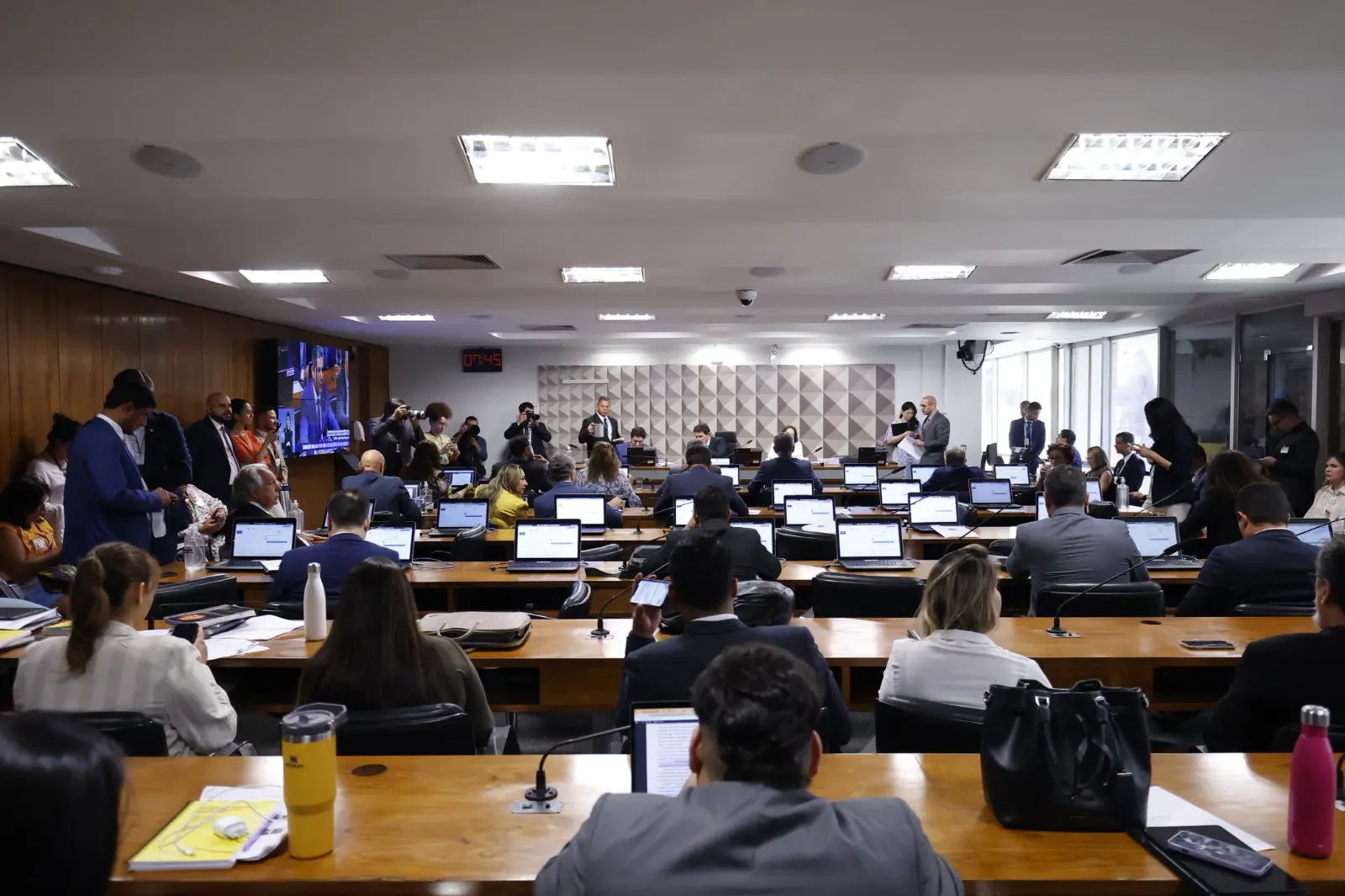 Imagem da notícia: Da Enel a Pirâmides Financeiras, CPIs miram áreas diversas, mas têm dificuldade com resultados