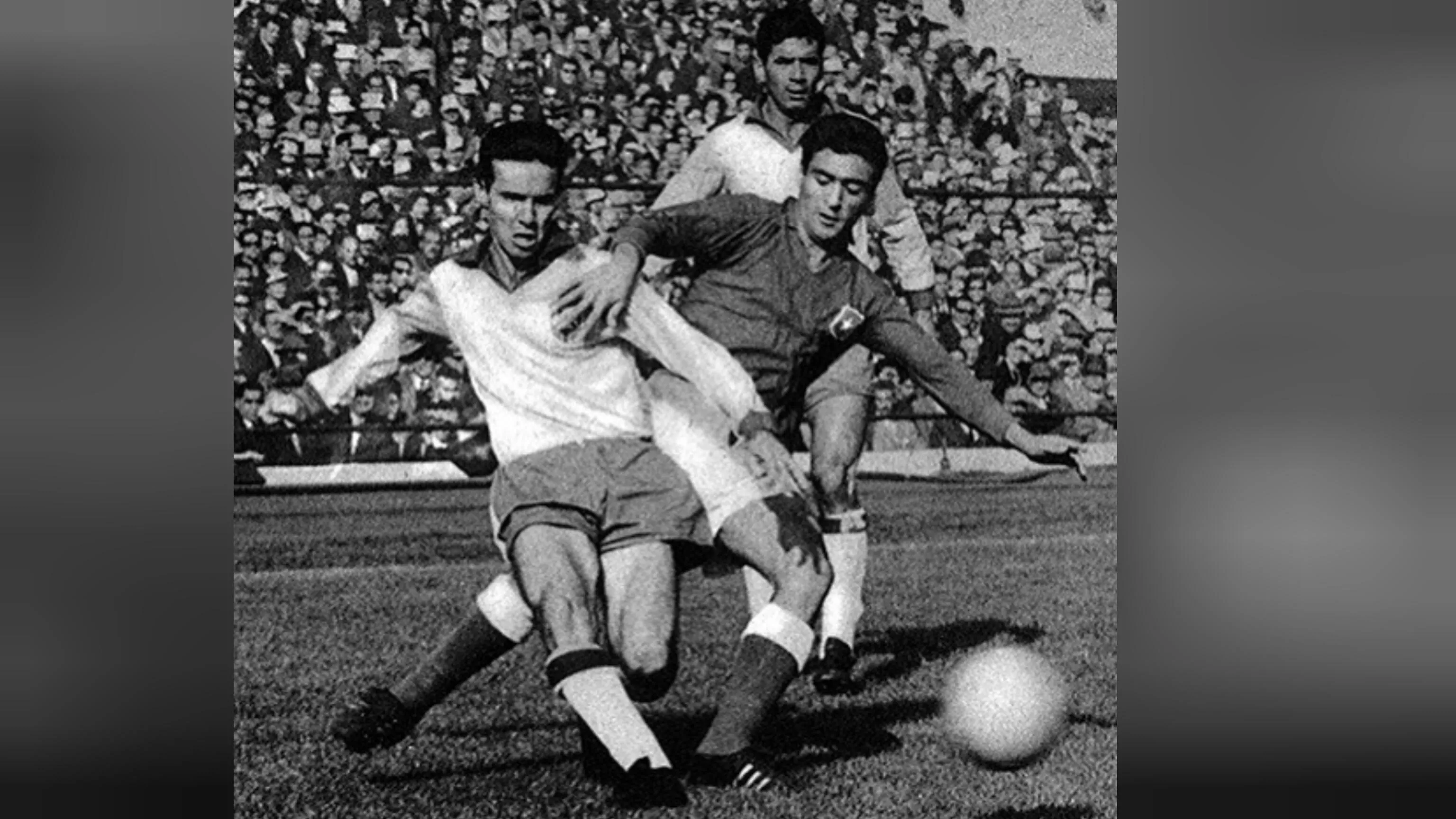 Zagallo durante partida de futebol