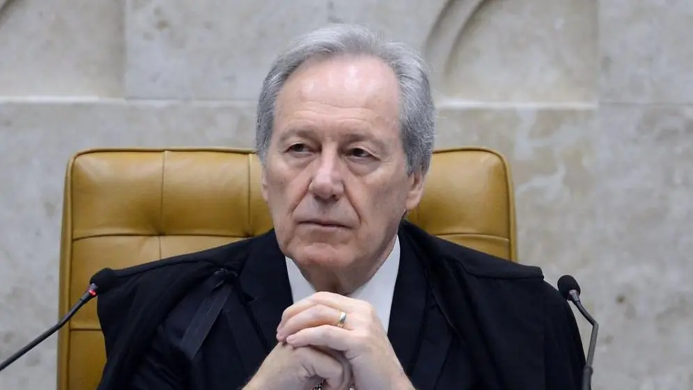 Imagem da notícia: Ricardo Lewandowski aceita convite e será novo ministro da Justiça do Governo Lula