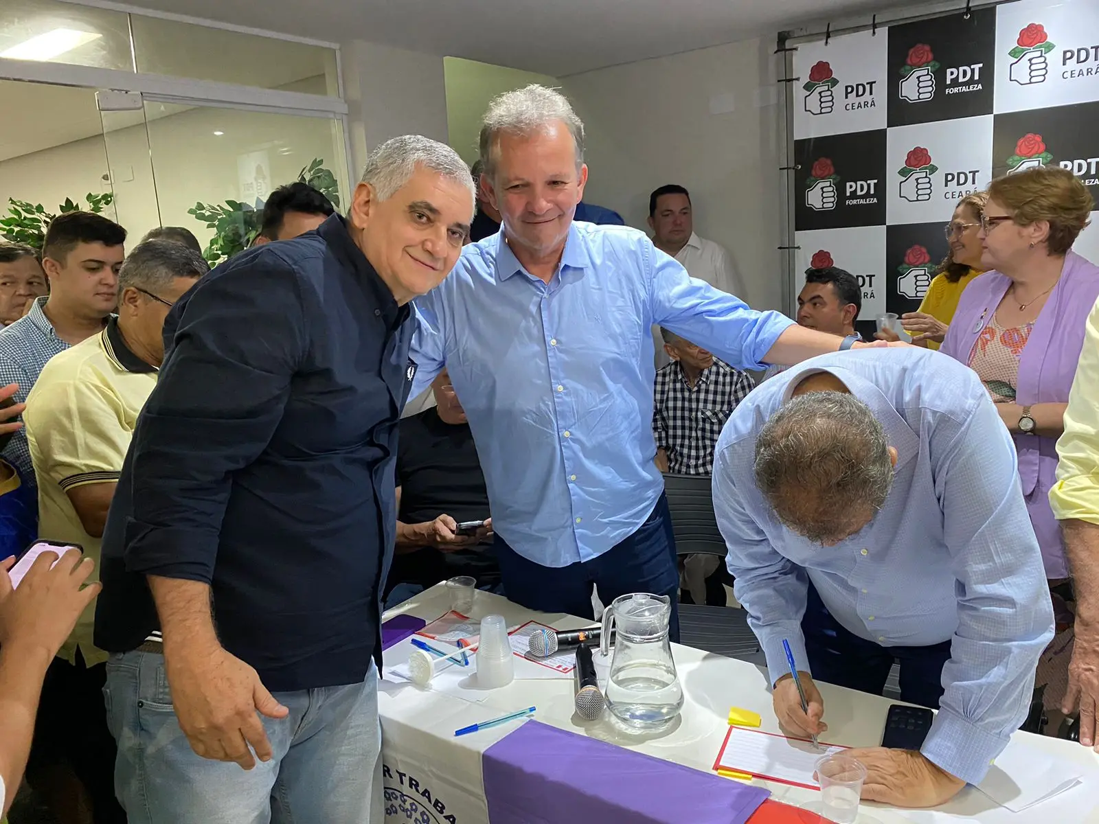 Imagem da notícia: Zé Gerardo se filia ao PDT nesta sexta (12) e se lança como pré-candidato à Prefeitura de Caucaia