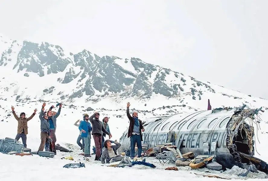 Imagem da notícia: Vítima de acidente aéreo nos Andes chegou a pesar 25 kg; sobreviventes comeram carne humana
