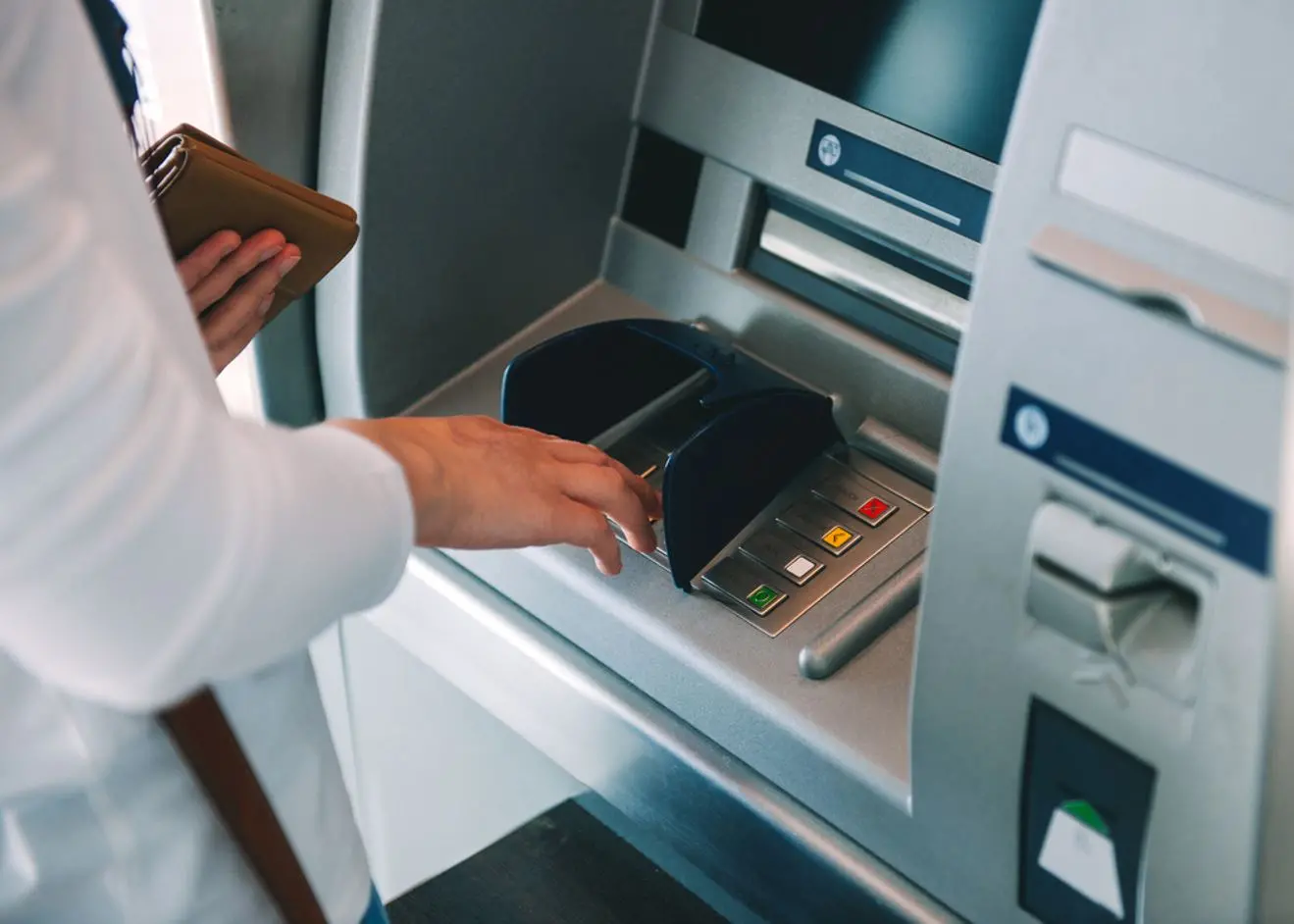 Imagem da notícia: Transferências bancárias via DOC chegam ao fim a partir desta segunda (15)