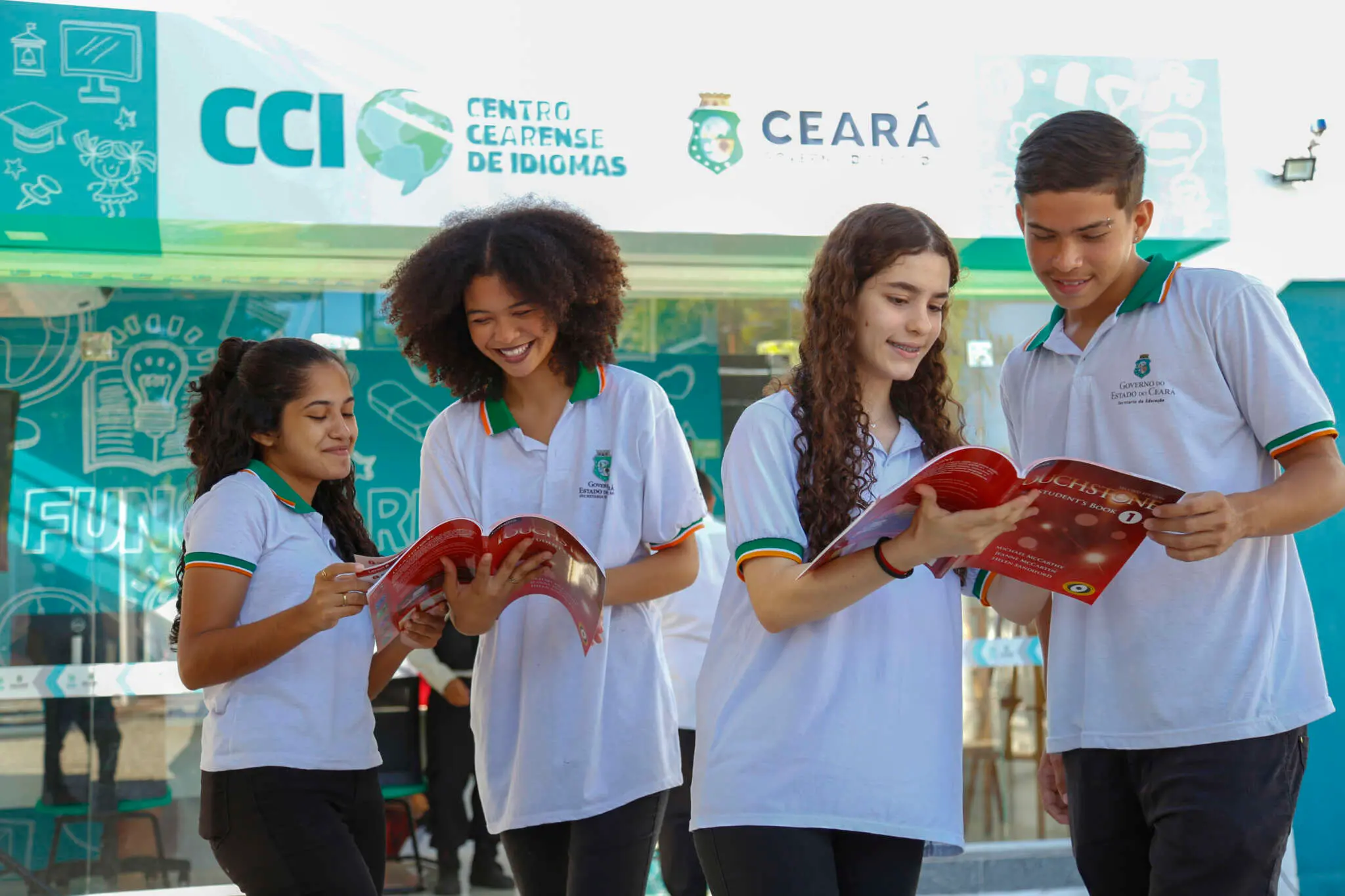 Imagem da notícia: Centros Cearenses de Idiomas abrem mais de 12 mil vagas para o semestre 2024.1