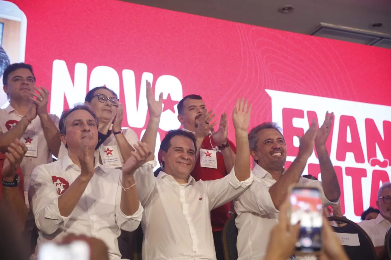 Imagem da notícia: Evandro Leitão oficializa pré-candidatura à Prefeitura de Fortaleza pelo PT