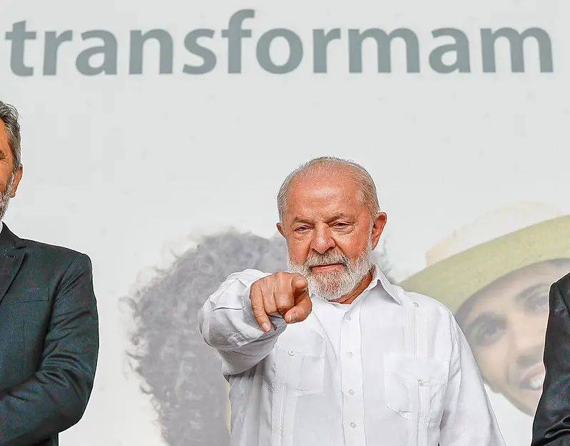 Imagem da notícia: Agenda de Lula em Fortaleza não terá tratativas eleitorais: 'É um problema interno', diz Guimarães