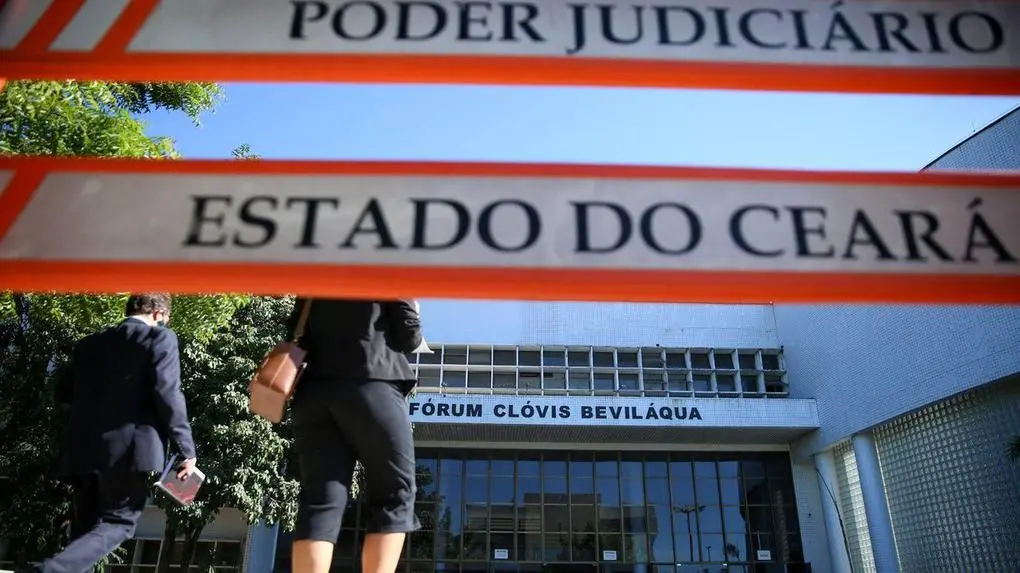 Imagem da notícia: Justiça do Ceará absolve 8 acusados que tiveram cadastros encontrados em grupo de facção no WhatsApp