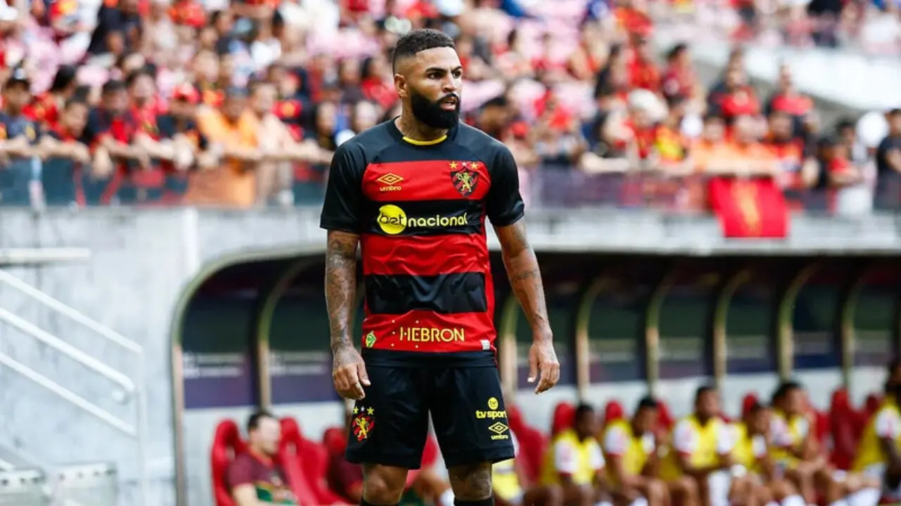 Imagem da notícia Fortaleza tem saída de 20 jogadores na temporada de 2024; veja lista
