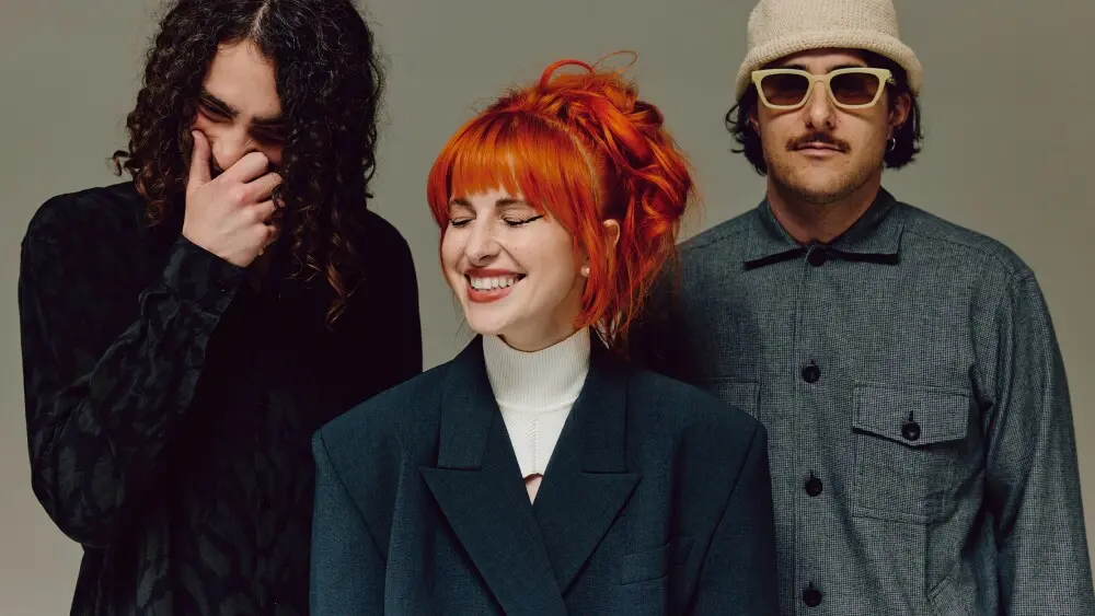 Imagem da notícia: Paramore cancela show no Lollapalooza 2024; Kings of Leon assume como headliner