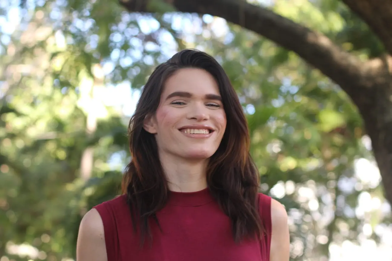 Imagem da notícia: Maya Eliz lança pré-candidatura à Prefeitura de Fortaleza e acirra disputa com Tecio Nunes no Psol