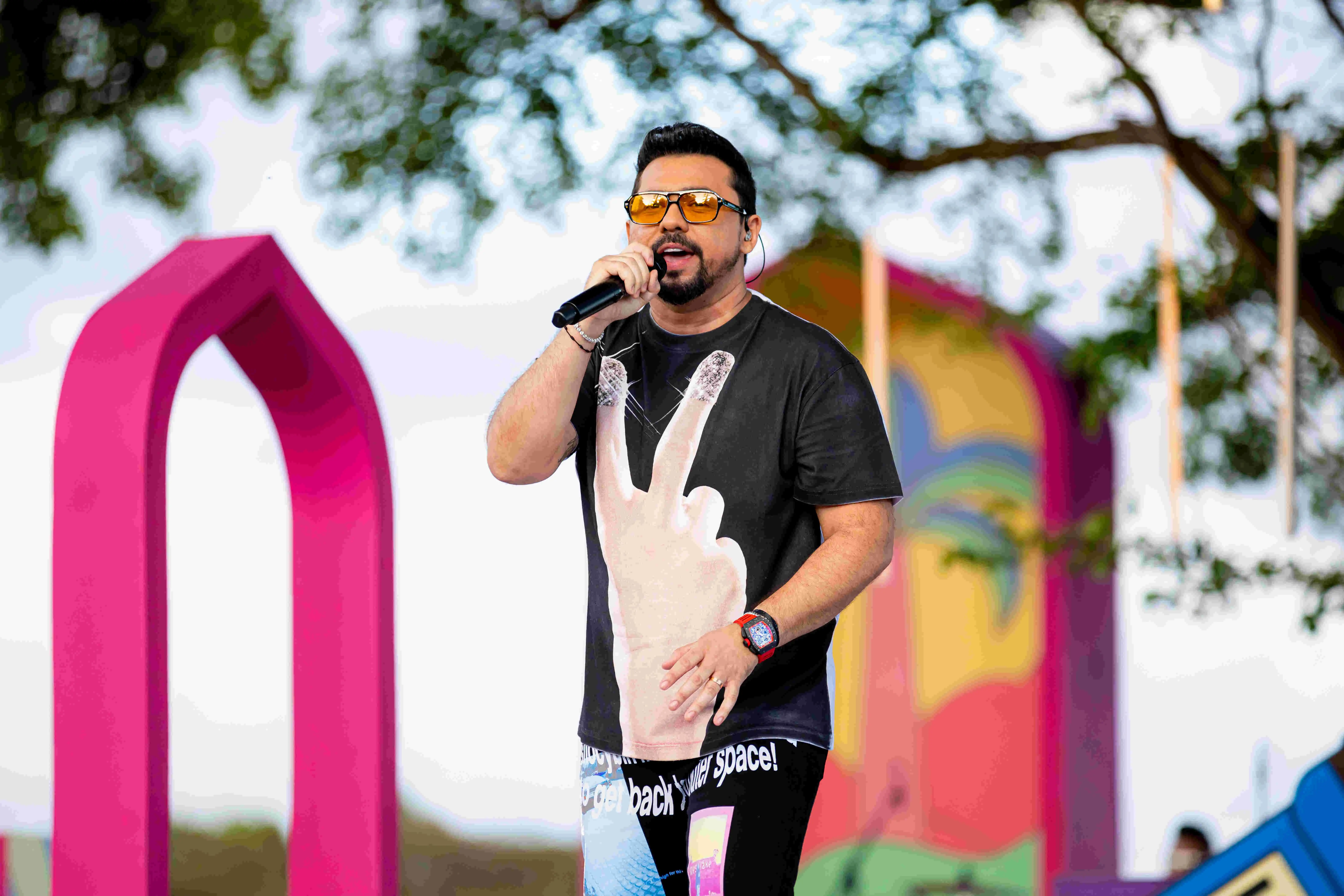 Cantor gravou nova produção audiovisual em Recife (PE)
