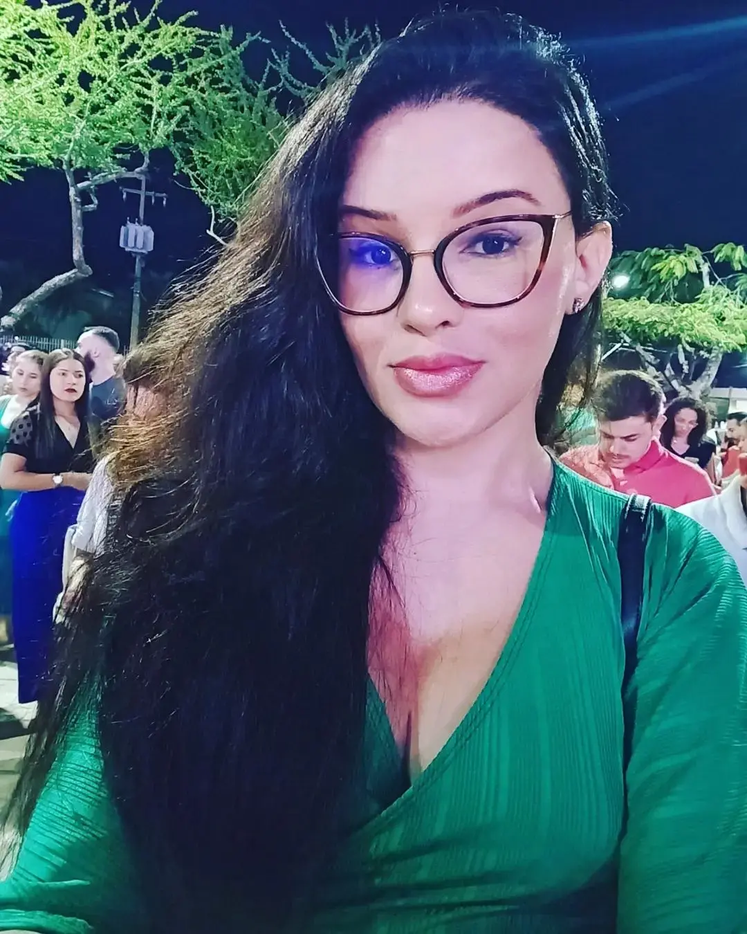 Imagem da notícia: Justiça pede esclarecimentos ao IFCE sobre professora trans demitida por se afastar para doutorado 