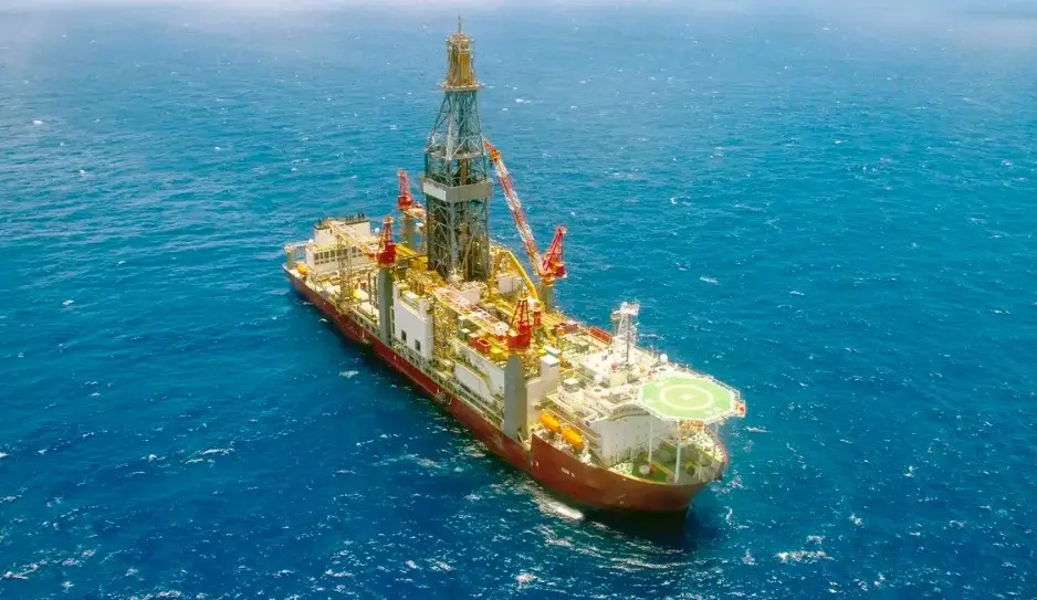 Imagem da notícia: Margem Equatorial: Aeroporto de Fortaleza e Porto do Mucuripe dão apoio logístico para Petrobras 