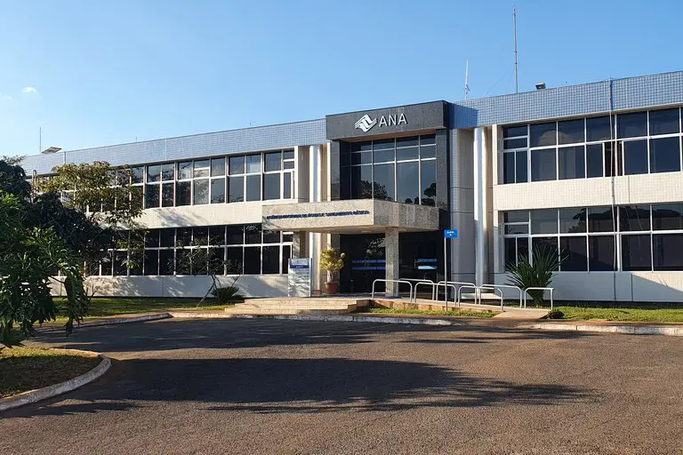 Imagem da notícia: Inscrições para concurso ANA terminam nesta quarta-feira (21); remuneração inicial é de R$ 16,4 mil 