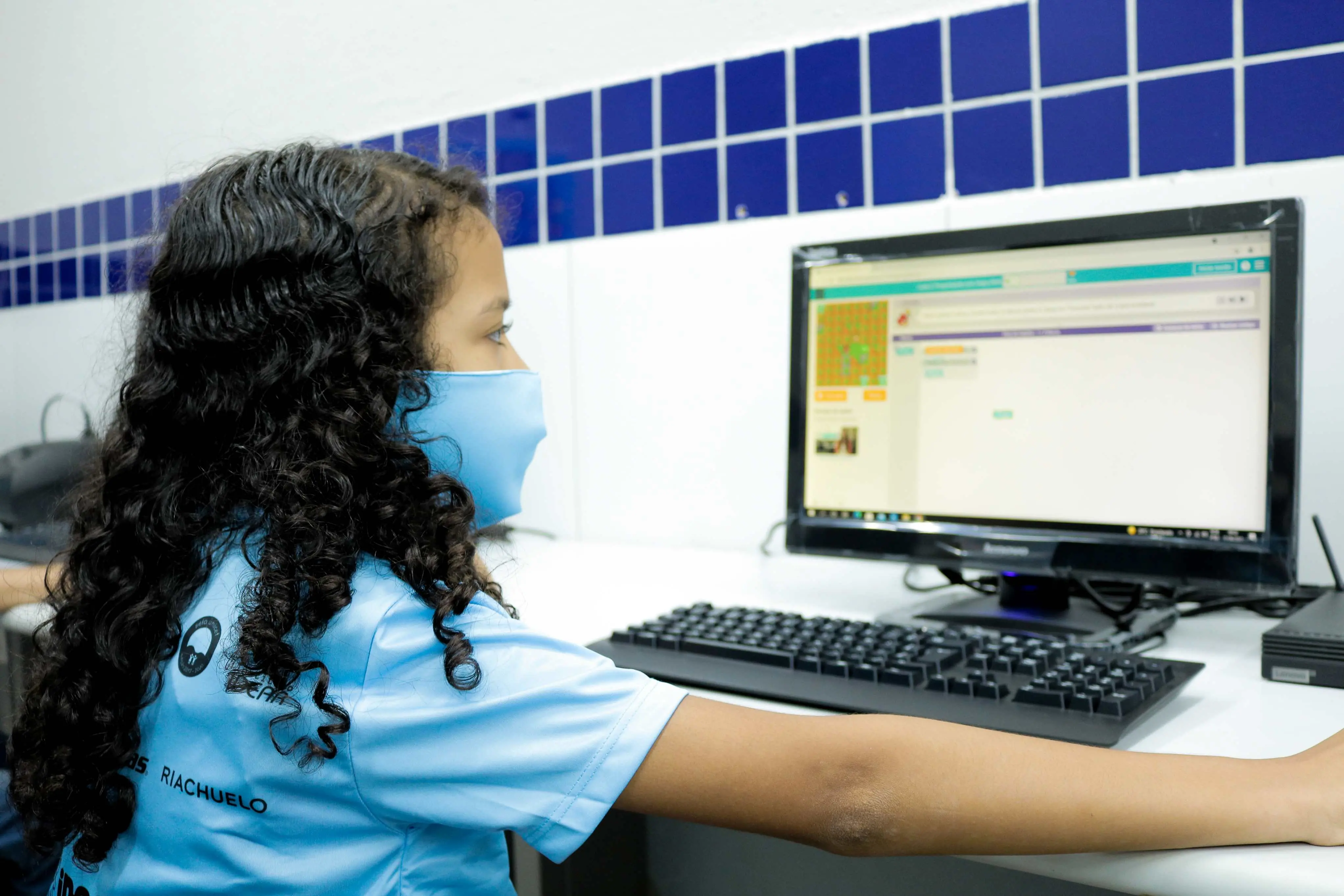 Imagem da notícia: Inec abre 40 vagas para cursos gratuitos de tecnologia para crianças e jovens de Maracanaú