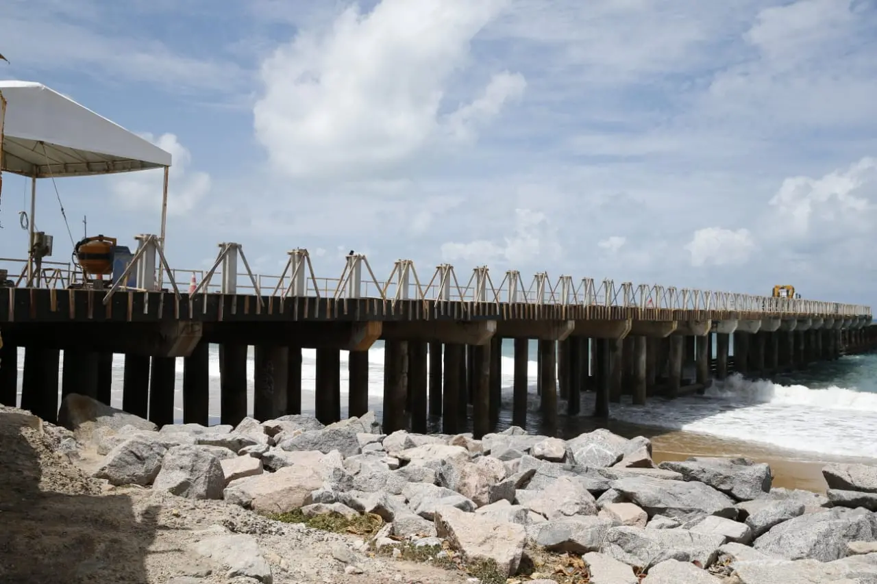 Imagem da notícia: Imóvel residencial e parte do Pirata Bar são desapropriados para obras da Ponte Metálica