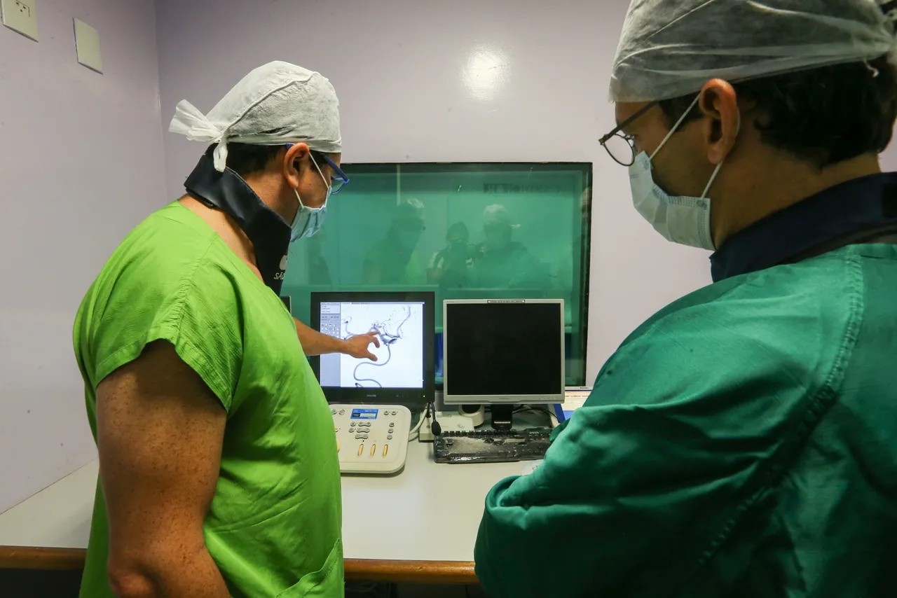 Equipes estudam a inversão do fluxo para levar pacientes para o interior do Estado