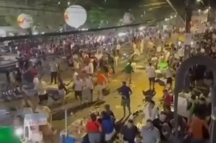 Imagem da notícia: Homem é morto a tiros durante festa de Pré-Carnaval em Maranguape