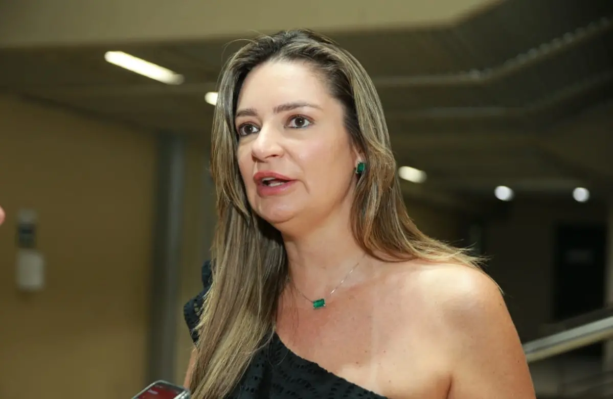 Imagem da notícia: Augusta Brito é convidada para assumir liderança do PT no Senado Federal