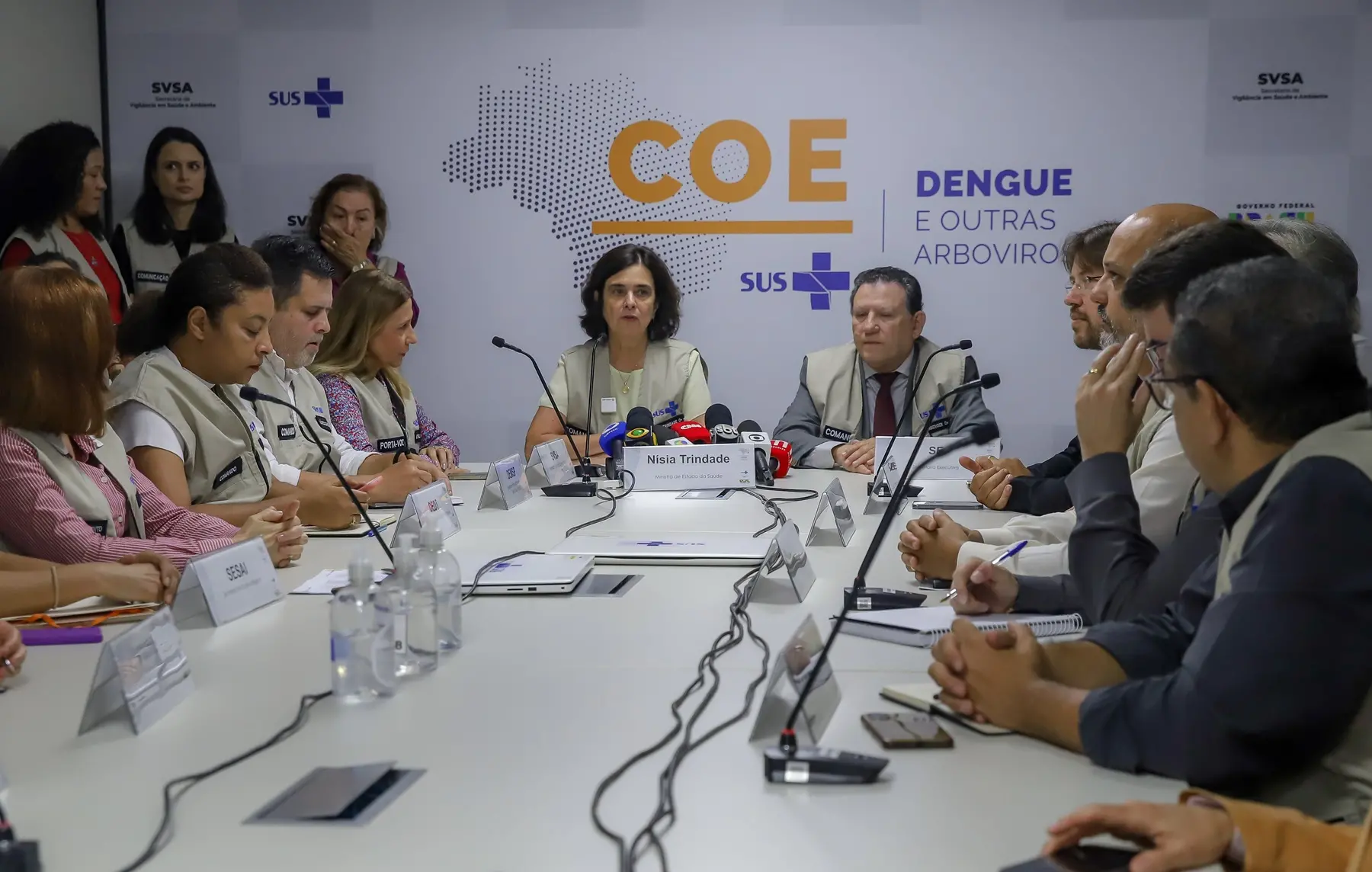 Imagem da notícia: Ministério da Saúde estuda a ampliação da oferta de vacina contra a dengue