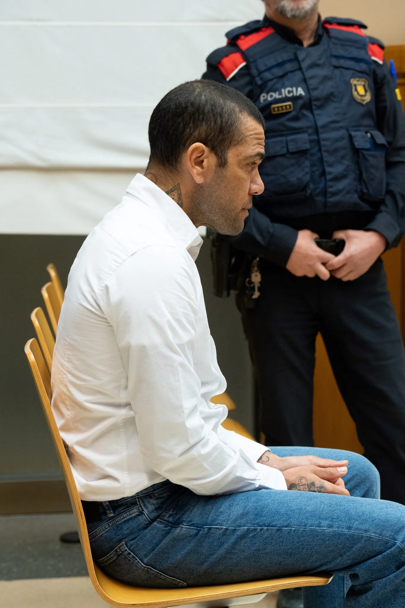 Daniel Alves durante o seu julgamento.