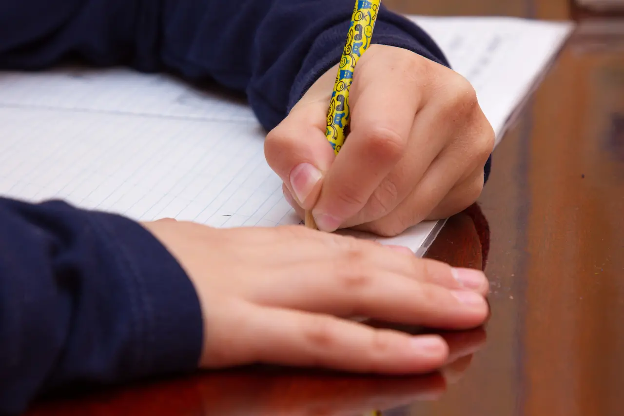 Imagem da notícia: Fortaleza Bilíngue abre inscrições para 175 vagas em cursos de idiomas; veja como participar