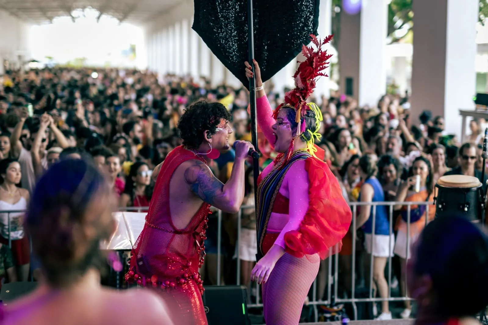 O bloco fez, em 2024, uma apresentação na Praça dos Correios, uma na Estação das Artes e amanhã comanda o Baile À fantasia do Theatro José de Alencar