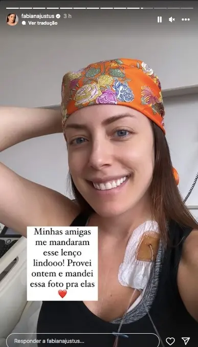 Imagem da notícia: Fabiana Justus relata que cabelo está caindo de forma mais intensa: 'Em prol da cura'