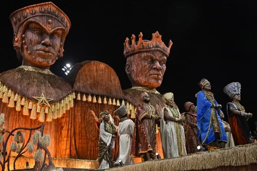 Dragões da Real no primeiro dia de Carnaval 2024 no Sambódromo, em São Paulo
