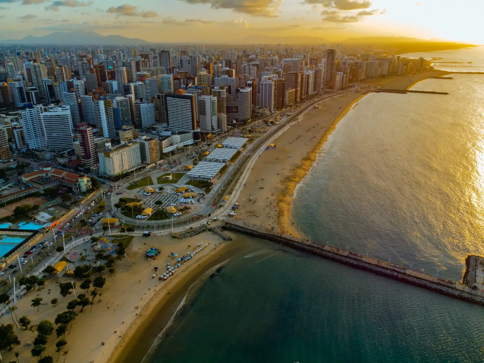 Imagem da notícia: Alianças, legados e influência nacional: Como está o cenário pré-eleitoral nas capitais do Nordeste