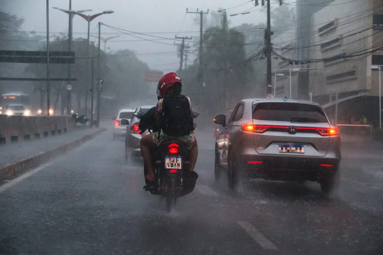 Imagem da notícia: Choveu em quase 90% das cidades do Ceará entre domingo e segunda; veja locais