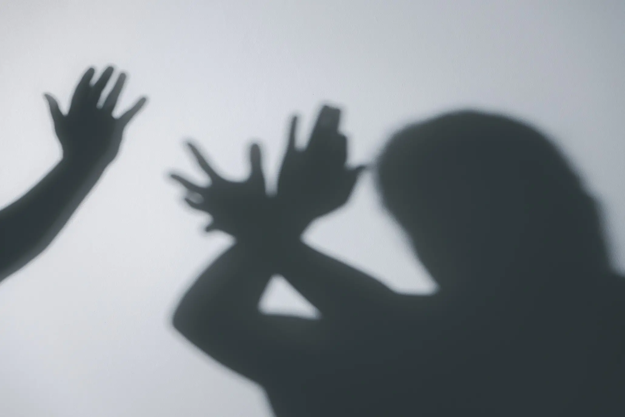 Imagem da notícia: Violência doméstica: enfrentado o medo, como é garantida a segurança da mulher que rompe o silêncio?