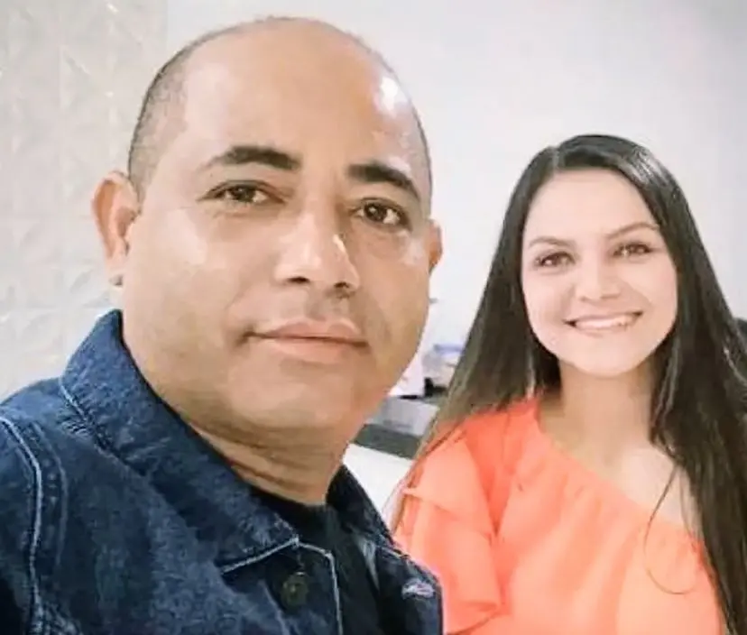 Imagem da notícia: Fotos mostram carro em que cantora Marcinha Sousa e o marido morreram afogados ao caírem em rio