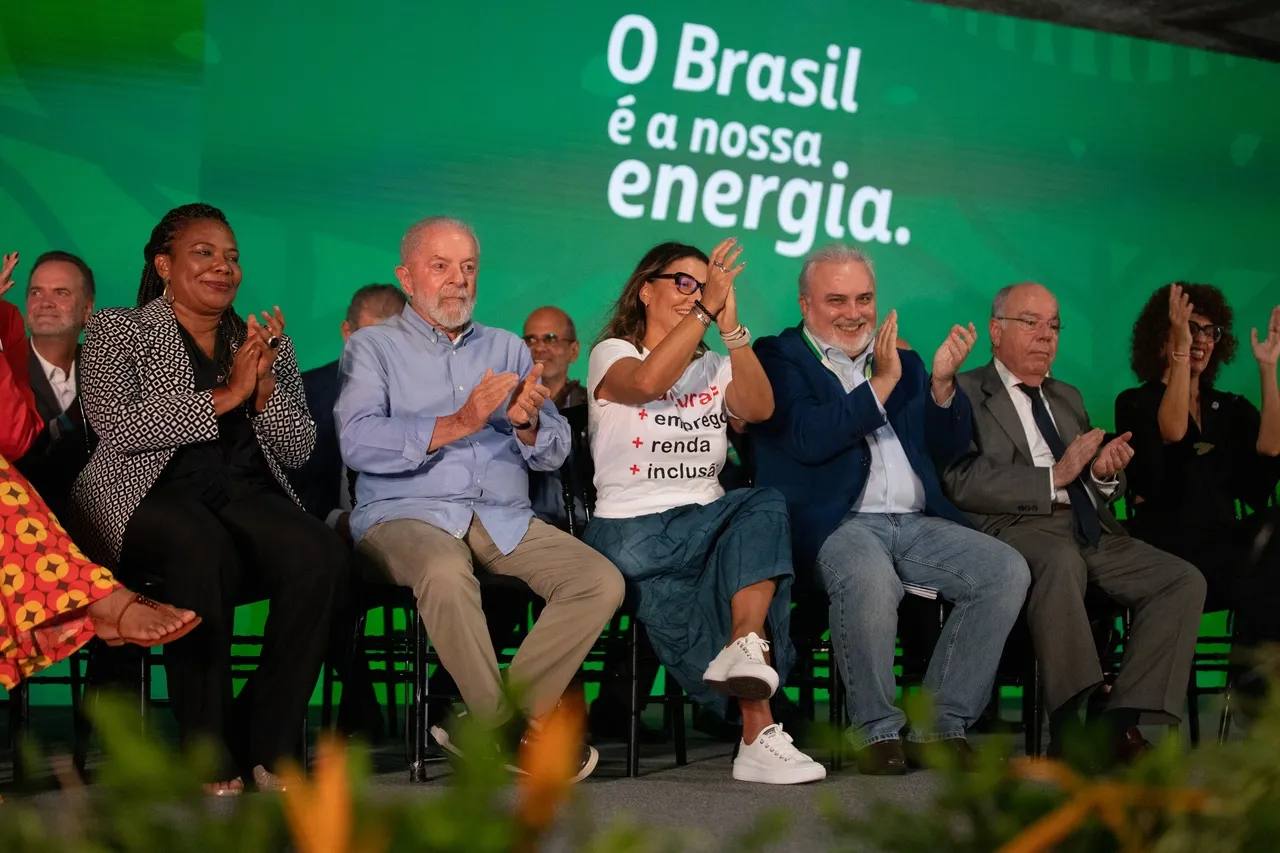 Margareth Menezes, Lula, Janja, Jean Paul Prates e Mauro Vieira na cerimônia de lançamento do edital