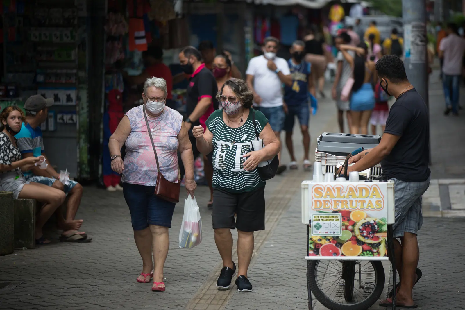 Imagem da notícia: Saiba quais vírus respiratórios mais circulam no CE e como lidar com as gripes do período de chuvas