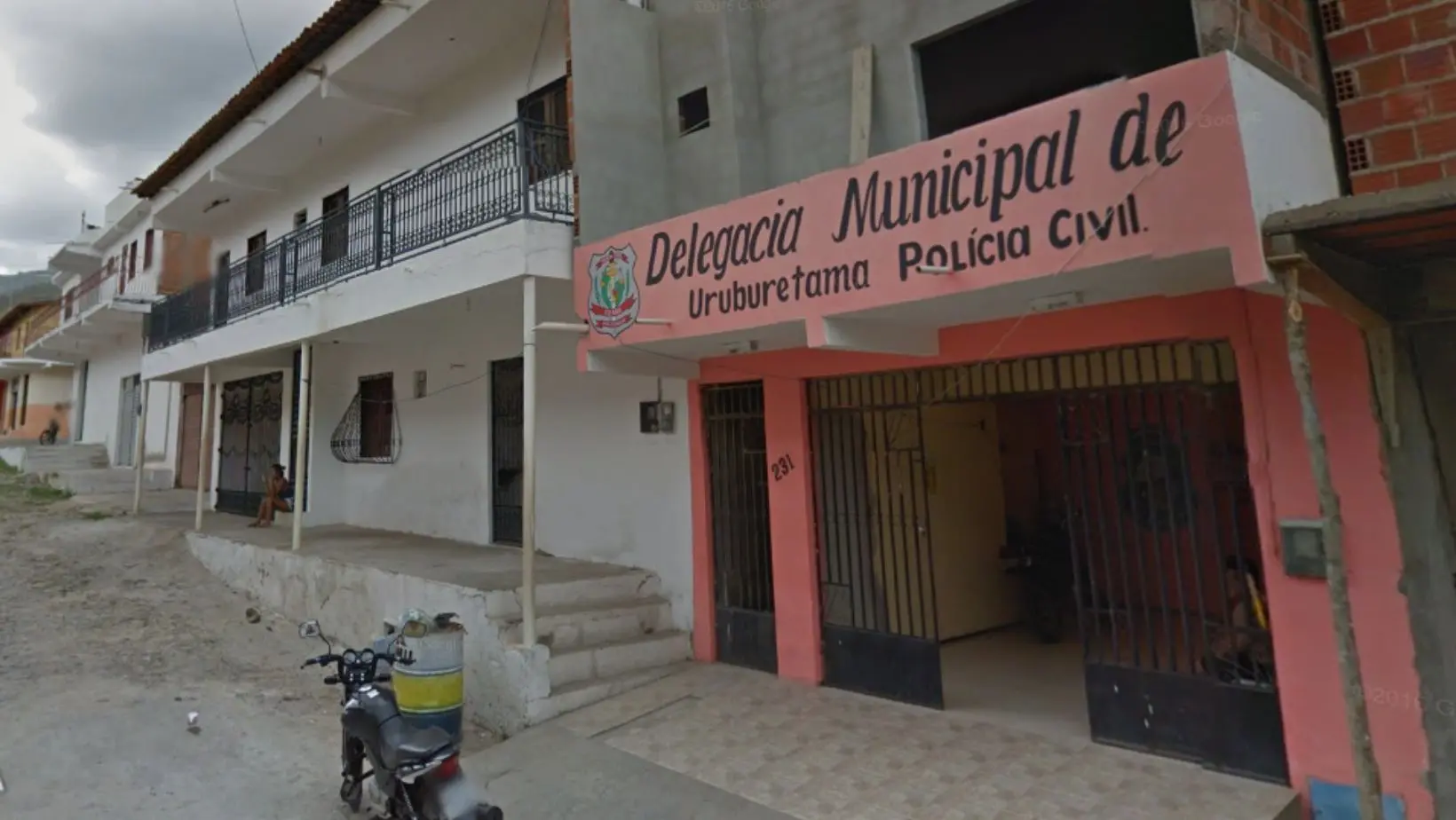 Imagem da notícia: Três homens são mortos em troca de tiros com policiais militares em Uruburetama 