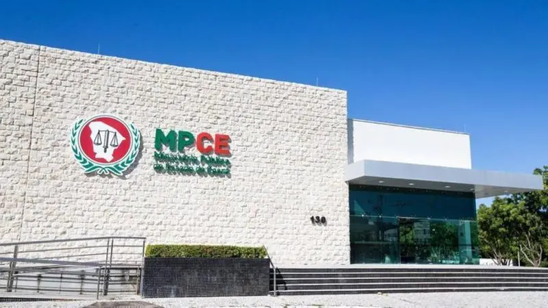 Imagem da notícia: MPCE anuncia seleção pública para área de TI com salário de R$ 13,8 mil
