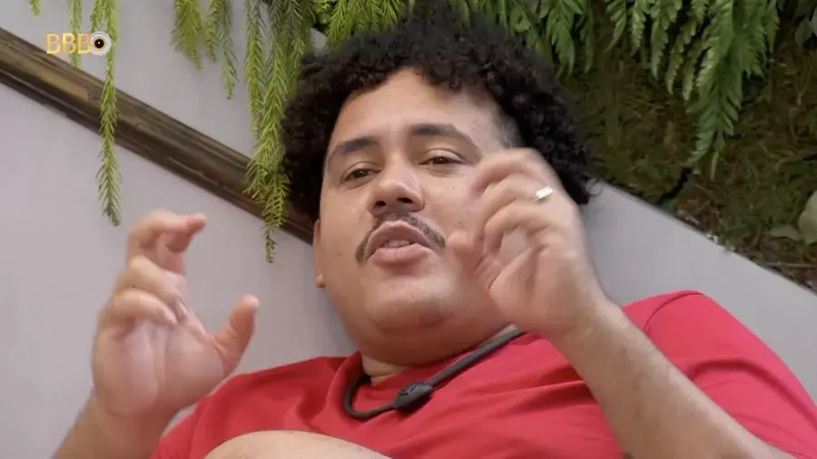 Imagem da notícia: Lucas Buda diz estar mal após Almoço do Anjo sem vídeo da esposa