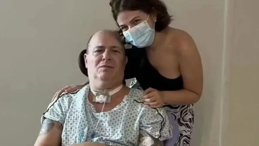 Imagem da notícia: Filha de Mingau, do Ultraje a Rigor, fala sobre o processo de recuperação do pai: ‘Lento e incerto'