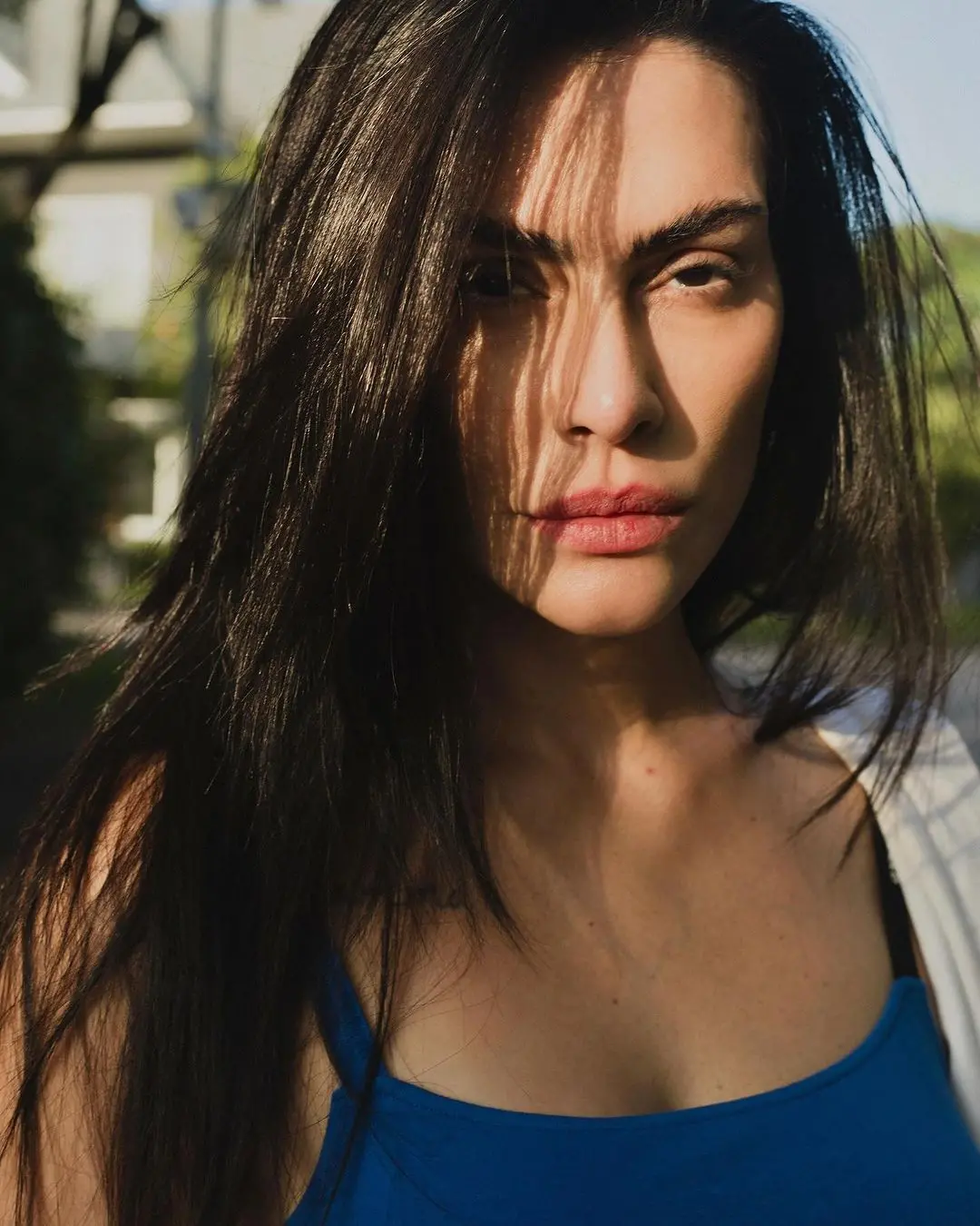 Imagem da notícia: Cleo, ex de Romulo Arantes Neto, vibra por casamento de ator com Mari Saad