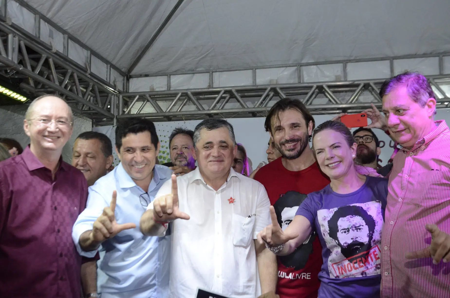 Imagem da notícia: PT traça estratégia para o difícil embate nas urnas nas maiores cidades do Ceará em 2024