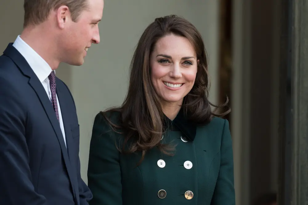 Imagem da notícia: Kate Middleton é vista fazendo compras com William após rumores, diz jornal