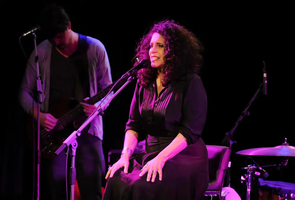 Imagem da notícia: Filho de Gal Costa diz que há 'dúvida razoável' sobre morte da cantora; entenda o caso