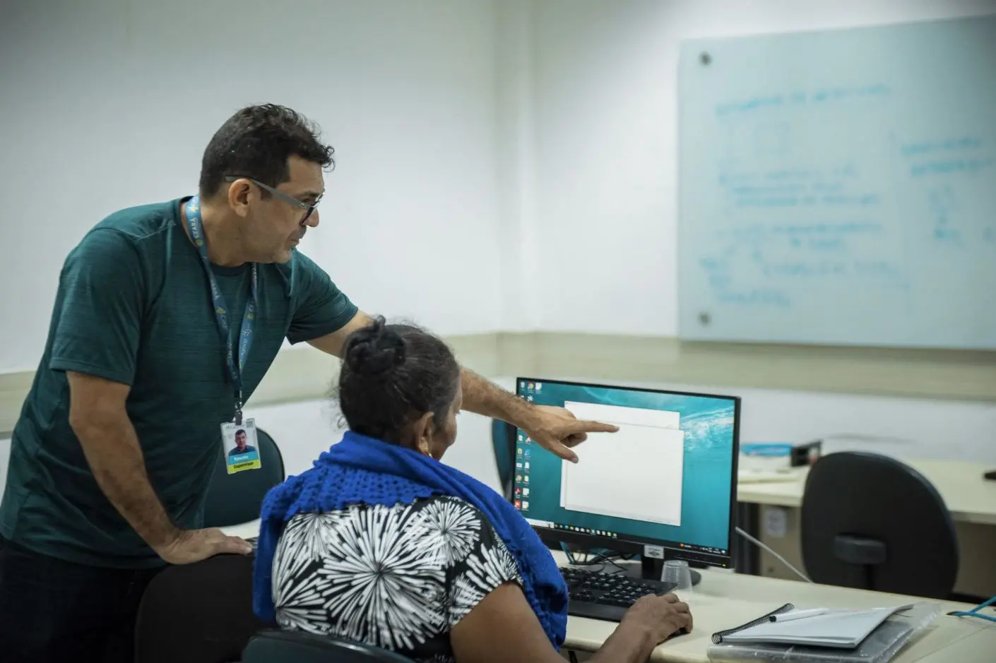 Imagem da notícia: Cagece disponibiliza 89 vagas para cursos profissionalizantes gratuitos em Fortaleza; veja detalhes