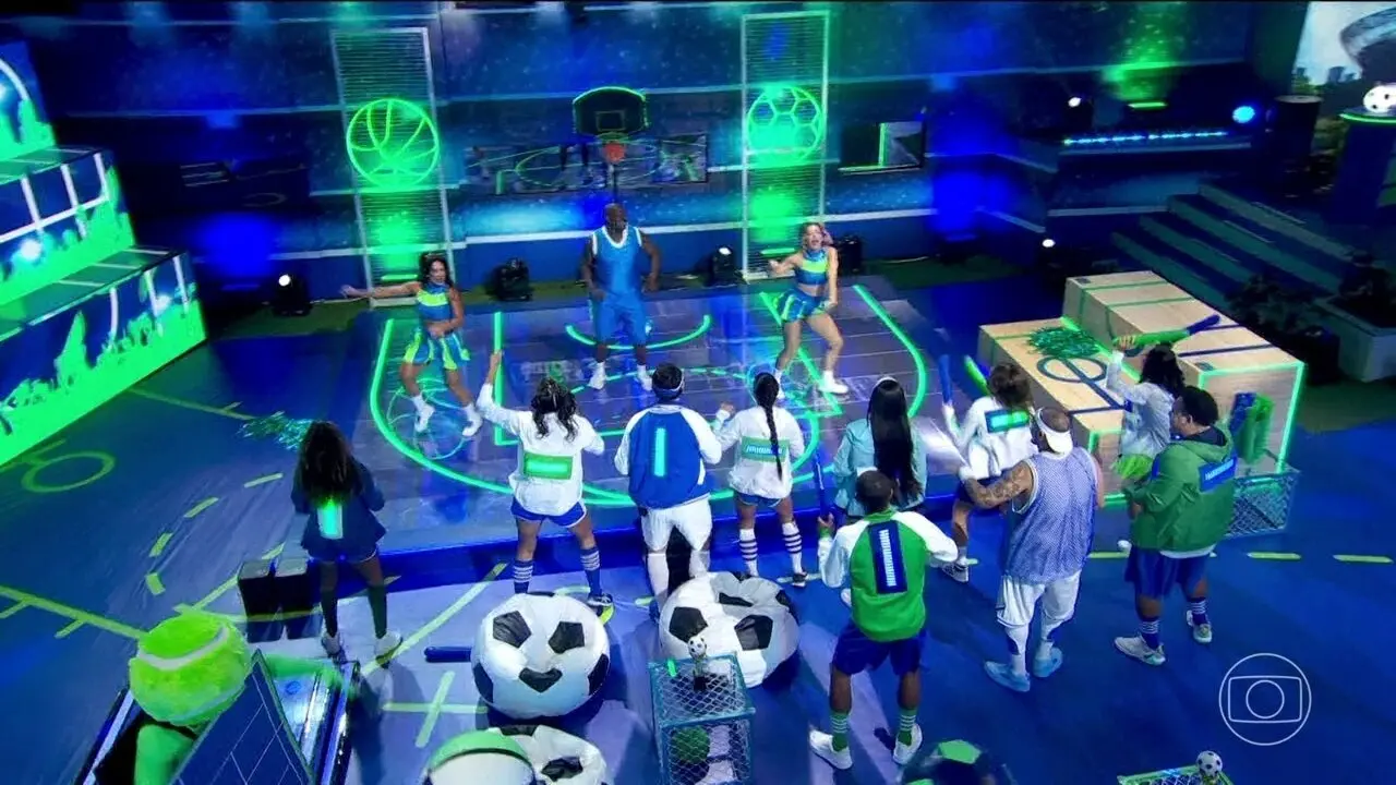 Imagem da notícia: Festa do BBB 24 tem curtição com 'É o Tchan' e discussão entre Davi e Matteus; veja destaques