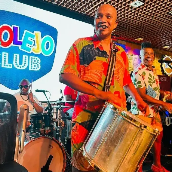 Imagem da notícia: Anderson Leonardo tem melhora após tratamento contra infecção, diz boletim médico