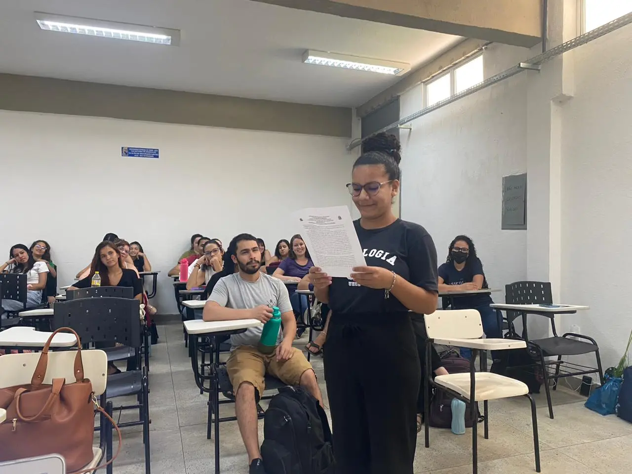 Imagem da notícia: Alunos da Uece escrevem cartas para Governo e Prefeitura sobre saúde mental no CE: ‘atenção precária'