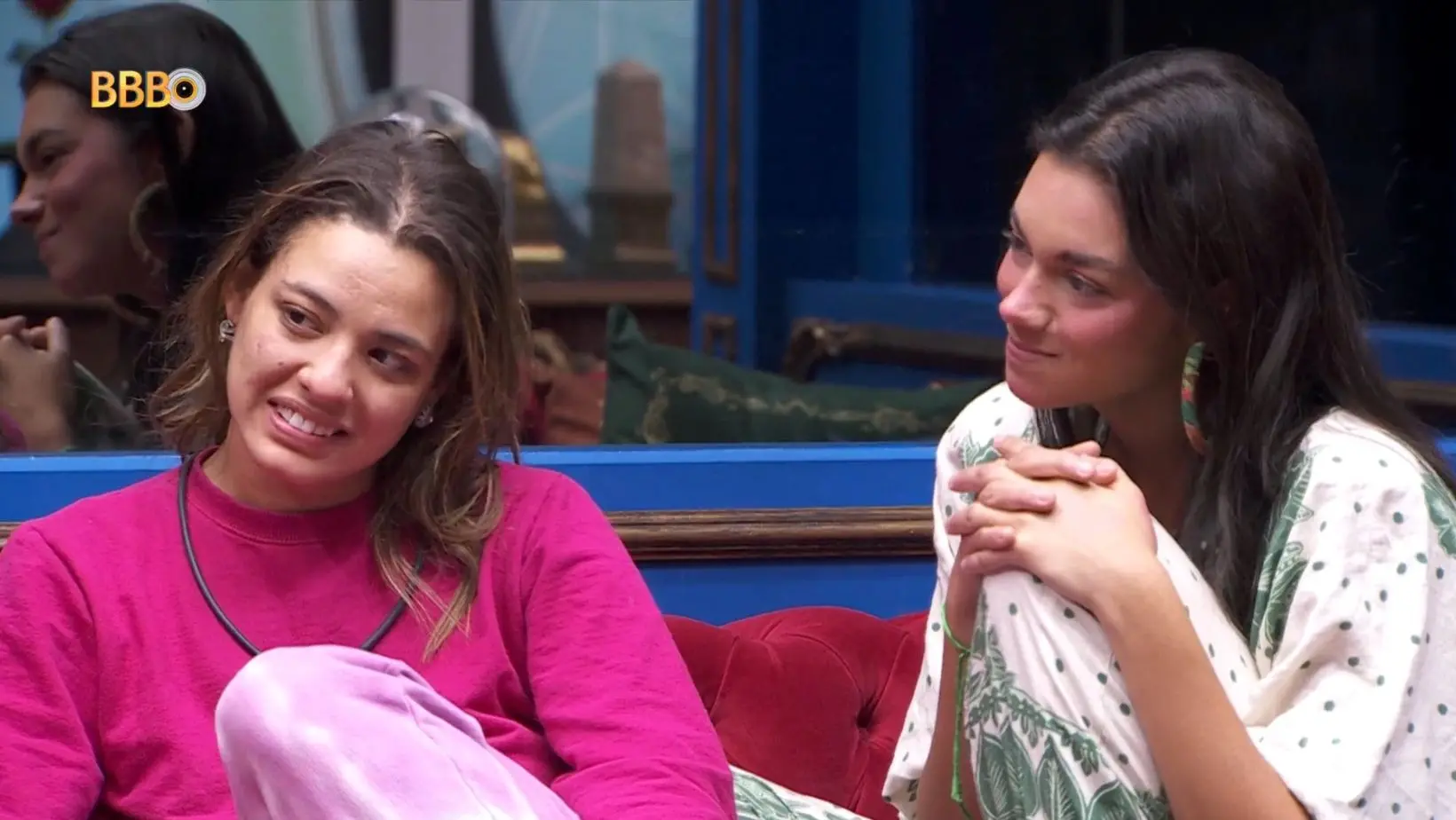 Imagem da notícia: Beatriz e Alane são criticadas na web por não apoiarem relação de Matteus e Isabelle: 'Inveja'