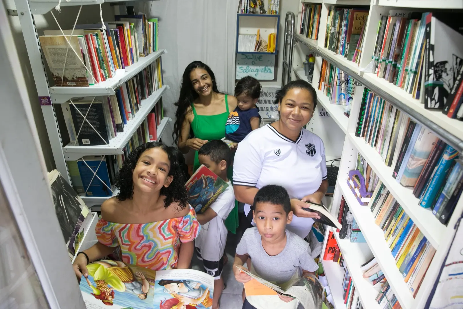Biblioteca Comunitária Sabiá